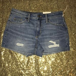 Universal Thread High rise shirts